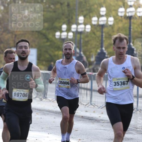 25.10.2026 - hella hamburg halbmarathon Antke Förster http://msf.ph/oto/10856553 25.10.2026 10:15:37 Lombardsbrücke 19706, 35367, 20045, 2997, 30870, 21479, 35006, 15218, 15879, 30034, 24366 meine-sportfotos.de