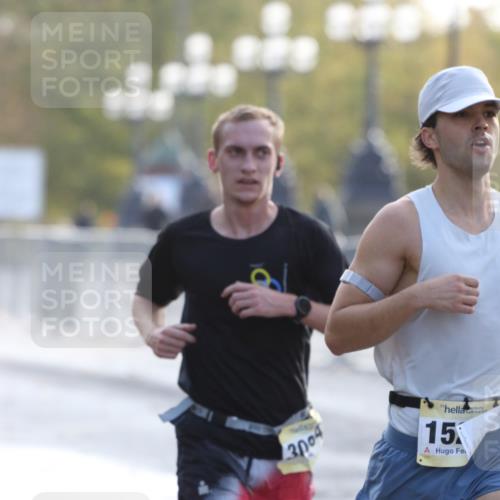 25.10.2026 - hella hamburg halbmarathon Antke Förster http://msf.ph/oto/10856578 25.10.2026 10:15:41 Lombardsbrücke 21479, 35006, 15879, 15218, 30034, 24366 meine-sportfotos.de