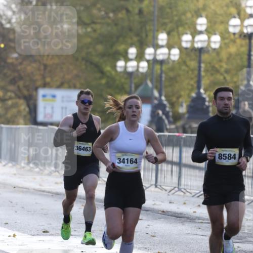 25.10.2026 - hella hamburg halbmarathon Antke Förster http://msf.ph/oto/10856609 25.10.2026 10:15:53 Lombardsbrücke 35621, 34164, 8584, 36463 meine-sportfotos.de