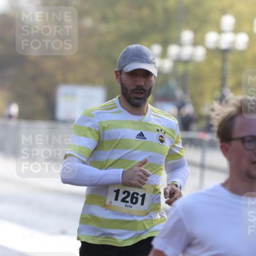 25.10.2026 - hella hamburg halbmarathon Antke Förster http://msf.ph/oto/10856784 25.10.2026 10:17:02 Lombardsbrücke 48, 9730, 1261 meine-sportfotos.de