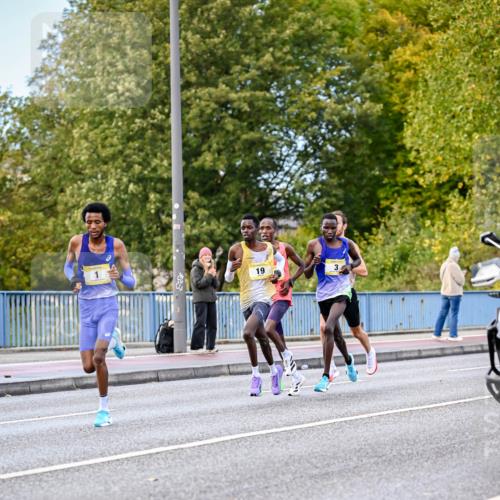 25.10.2026 - hella hamburg halbmarathon Dr. Thomas Lammeyer http://msf.ph/oto/11051975 25.10.2026 10:09:04 Kennedybrücke 1, 19, 3 meine-sportfotos.de