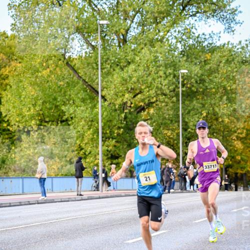 25.10.2026 - hella hamburg halbmarathon Dr. Thomas Lammeyer http://msf.ph/oto/11052191 25.10.2026 10:10:55 Kennedybrücke 33715, 23, 21 meine-sportfotos.de