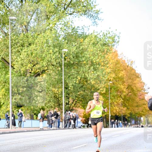25.10.2026 - hella hamburg halbmarathon Dr. Thomas Lammeyer http://msf.ph/oto/11052268 25.10.2026 10:11:24 Kennedybrücke 12, 12 meine-sportfotos.de