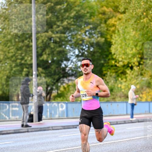 25.10.2026 - hella hamburg halbmarathon Dr. Thomas Lammeyer http://msf.ph/oto/11052377 25.10.2026 10:11:59 Kennedybrücke 229, 29 meine-sportfotos.de