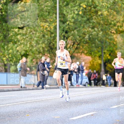 25.10.2026 - hella hamburg halbmarathon Dr. Thomas Lammeyer http://msf.ph/oto/11052400 25.10.2026 10:12:24 Kennedybrücke 20, 20, 31 meine-sportfotos.de
