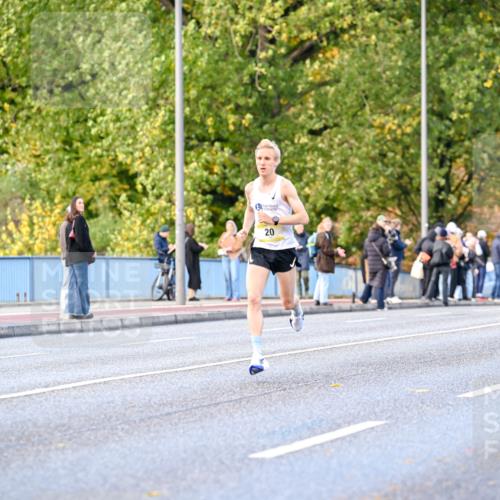 25.10.2026 - hella hamburg halbmarathon Dr. Thomas Lammeyer http://msf.ph/oto/11052425 25.10.2026 10:12:26 Kennedybrücke 20, 34074 meine-sportfotos.de