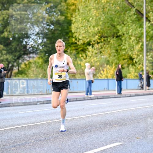 25.10.2026 - hella hamburg halbmarathon Dr. Thomas Lammeyer http://msf.ph/oto/11052449 25.10.2026 10:12:27 Kennedybrücke 20, 20 meine-sportfotos.de