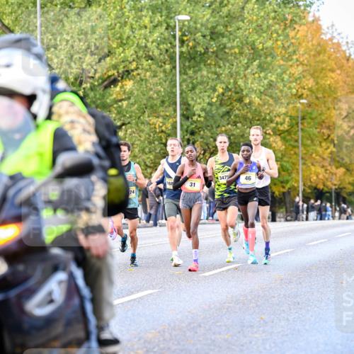 25.10.2026 - hella hamburg halbmarathon Dr. Thomas Lammeyer http://msf.ph/oto/11052480 25.10.2026 10:12:30 Kennedybrücke 3475, 46, 168, 31, 74 meine-sportfotos.de