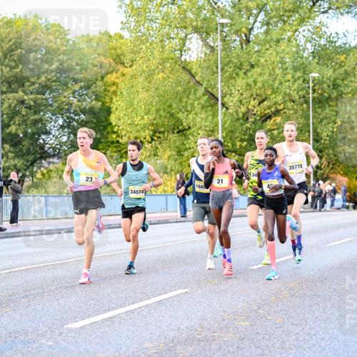25.10.2026 - hella hamburg halbmarathon Dr. Thomas Lammeyer http://msf.ph/oto/11052521 25.10.2026 10:12:31 Kennedybrücke 23, 34, 31, 1680, 4, 34074, 35778 meine-sportfotos.de