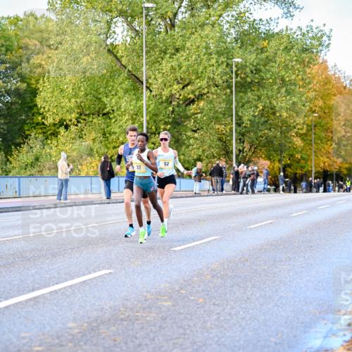 25.10.2026 - hella hamburg halbmarathon Dr. Thomas Lammeyer http://msf.ph/oto/11052583 25.10.2026 10:12:48 Kennedybrücke 5, 37, 52 meine-sportfotos.de