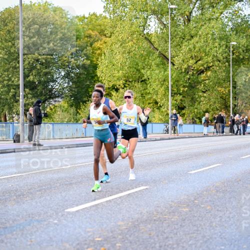 25.10.2026 - hella hamburg halbmarathon Dr. Thomas Lammeyer http://msf.ph/oto/11052597 25.10.2026 10:12:49 Kennedybrücke 52 meine-sportfotos.de