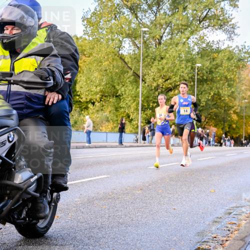 25.10.2026 - hella hamburg halbmarathon Dr. Thomas Lammeyer http://msf.ph/oto/11052798 25.10.2026 10:13:27 Kennedybrücke 1200, 14 meine-sportfotos.de