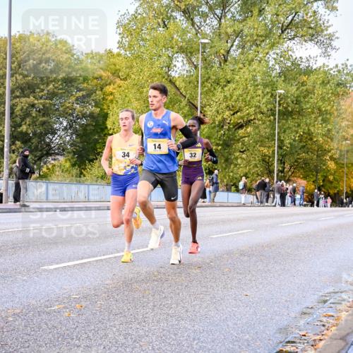 25.10.2026 - hella hamburg halbmarathon Dr. Thomas Lammeyer http://msf.ph/oto/11052810 25.10.2026 10:13:28 Kennedybrücke 34, 14, 32 meine-sportfotos.de