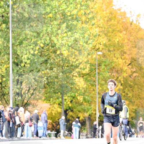 25.10.2026 - hella hamburg halbmarathon Dr. Thomas Lammeyer http://msf.ph/oto/11052851 25.10.2026 10:14:05 Kennedybrücke 22 meine-sportfotos.de