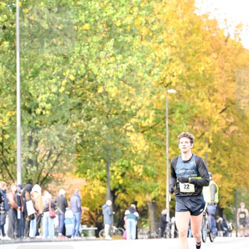 25.10.2026 - hella hamburg halbmarathon Dr. Thomas Lammeyer http://msf.ph/oto/11052854 25.10.2026 10:14:05 Kennedybrücke 50, 22 meine-sportfotos.de
