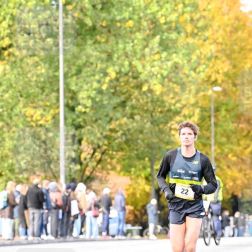 25.10.2026 - hella hamburg halbmarathon Dr. Thomas Lammeyer http://msf.ph/oto/11052873 25.10.2026 10:14:06 Kennedybrücke 22, 22 meine-sportfotos.de