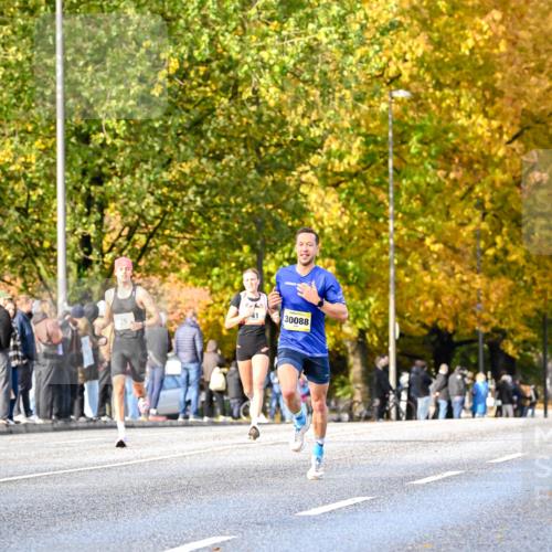 25.10.2026 - hella hamburg halbmarathon Dr. Thomas Lammeyer http://msf.ph/oto/11052956 25.10.2026 10:14:18 Kennedybrücke 30088 meine-sportfotos.de