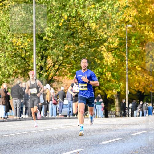 25.10.2026 - hella hamburg halbmarathon Dr. Thomas Lammeyer http://msf.ph/oto/11052969 25.10.2026 10:14:18 Kennedybrücke 26, 30088 meine-sportfotos.de