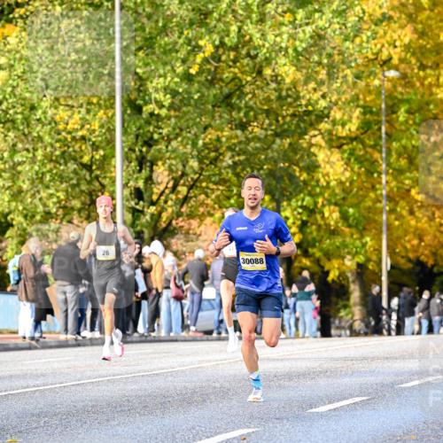 25.10.2026 - hella hamburg halbmarathon Dr. Thomas Lammeyer http://msf.ph/oto/11052971 25.10.2026 10:14:18 Kennedybrücke 26, 30088 meine-sportfotos.de