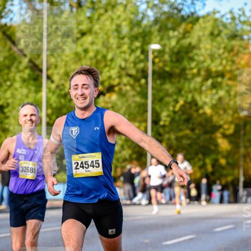 25.10.2026 - hella hamburg halbmarathon Dr. Thomas Lammeyer http://msf.ph/oto/11053112 25.10.2026 10:15:03 Kennedybrücke 32685, 24545 meine-sportfotos.de