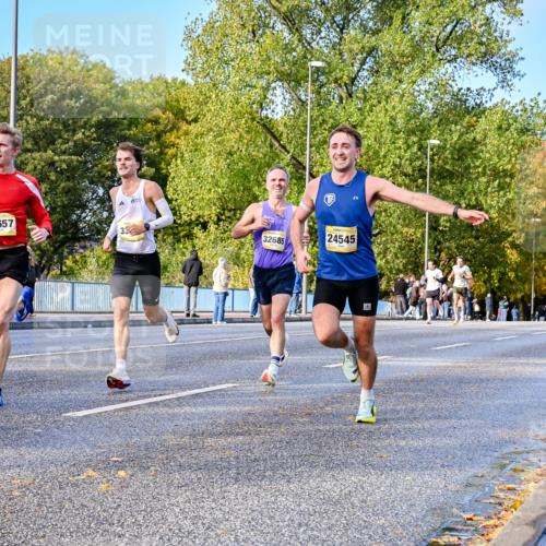25.10.2026 - hella hamburg halbmarathon Dr. Thomas Lammeyer http://msf.ph/oto/11053122 25.10.2026 10:15:03 Kennedybrücke 33657, 33, 32685, 24545 meine-sportfotos.de