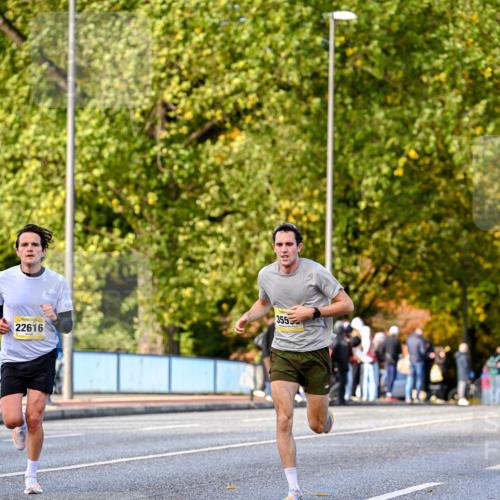 25.10.2026 - hella hamburg halbmarathon Dr. Thomas Lammeyer http://msf.ph/oto/11053153 25.10.2026 10:15:07 Kennedybrücke 22616, 355 meine-sportfotos.de