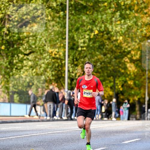 25.10.2026 - hella hamburg halbmarathon Dr. Thomas Lammeyer http://msf.ph/oto/11053173 25.10.2026 10:15:09 Kennedybrücke 2141 meine-sportfotos.de