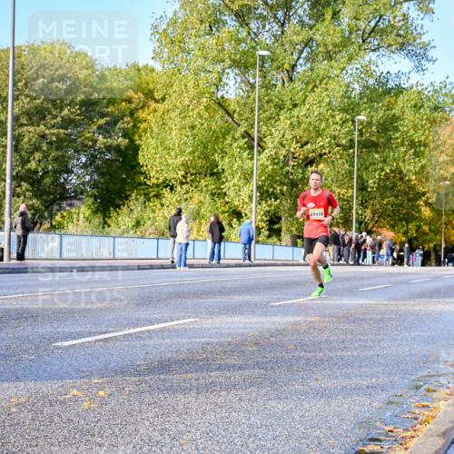 25.10.2026 - hella hamburg halbmarathon Dr. Thomas Lammeyer http://msf.ph/oto/11053204 25.10.2026 10:15:11 Kennedybrücke 21410 meine-sportfotos.de