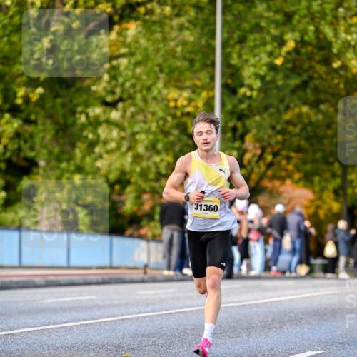 25.10.2026 - hella hamburg halbmarathon Dr. Thomas Lammeyer http://msf.ph/oto/11053252 25.10.2026 10:15:25 Kennedybrücke 31360 meine-sportfotos.de