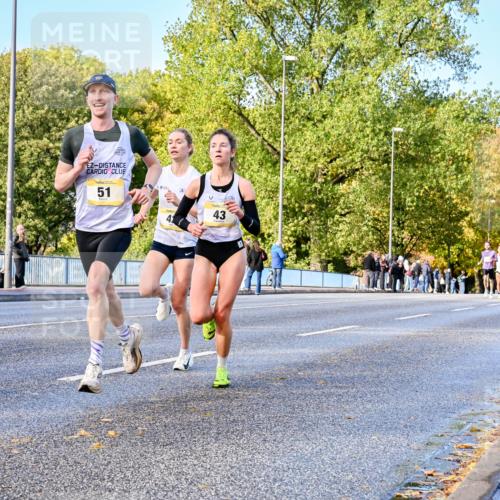 25.10.2026 - hella hamburg halbmarathon Dr. Thomas Lammeyer http://msf.ph/oto/11053384 25.10.2026 10:15:47 Kennedybrücke 51, 42, 43 meine-sportfotos.de