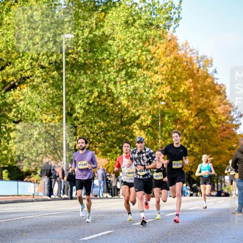 25.10.2026 - hella hamburg halbmarathon Dr. Thomas Lammeyer http://msf.ph/oto/11053417 25.10.2026 10:15:50 Kennedybrücke 17147, 13655, 4844, 19518, 31572 meine-sportfotos.de