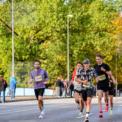 25.10.2026 - hella hamburg halbmarathon Dr. Thomas Lammeyer http://msf.ph/oto/11053436 25.10.2026 10:15:51 Kennedybrücke 17147, 1365, 34844, 31572 meine-sportfotos.de