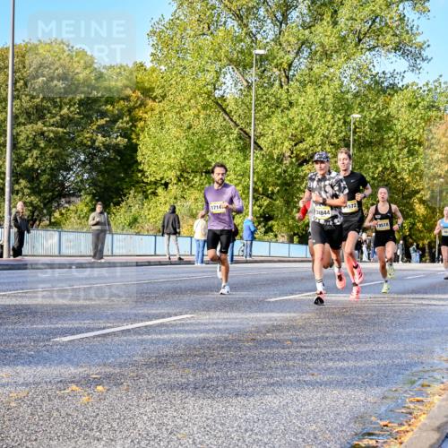 25.10.2026 - hella hamburg halbmarathon Dr. Thomas Lammeyer http://msf.ph/oto/11053451 25.10.2026 10:15:53 Kennedybrücke 1714, 572, 34844, 19518 meine-sportfotos.de