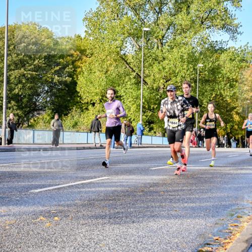 25.10.2026 - hella hamburg halbmarathon Dr. Thomas Lammeyer http://msf.ph/oto/11053453 25.10.2026 10:15:53 Kennedybrücke 17147, 34844, 19518 meine-sportfotos.de