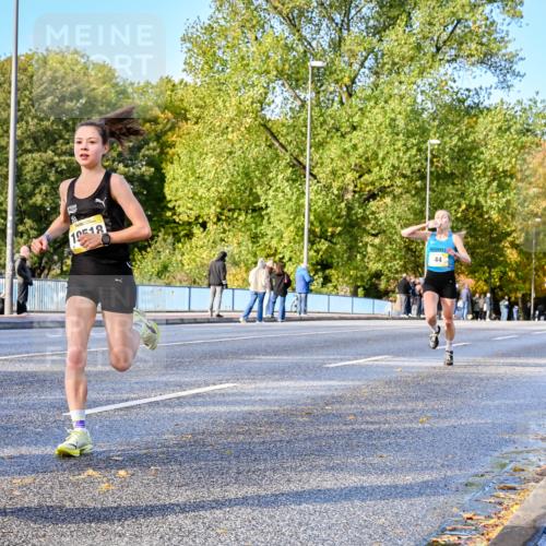 25.10.2026 - hella hamburg halbmarathon Dr. Thomas Lammeyer http://msf.ph/oto/11053481 25.10.2026 10:15:55 Kennedybrücke 10518, 44 meine-sportfotos.de