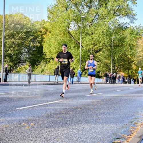 25.10.2026 - hella hamburg halbmarathon Dr. Thomas Lammeyer http://msf.ph/oto/11053525 25.10.2026 10:16:02 Kennedybrücke 23197, 30471 meine-sportfotos.de