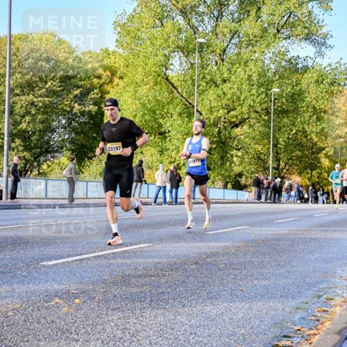 25.10.2026 - hella hamburg halbmarathon Dr. Thomas Lammeyer http://msf.ph/oto/11053533 25.10.2026 10:16:02 Kennedybrücke 23197, 30471 meine-sportfotos.de
