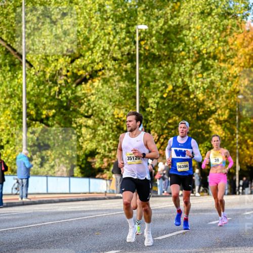 25.10.2026 - hella hamburg halbmarathon Dr. Thomas Lammeyer http://msf.ph/oto/11053565 25.10.2026 10:16:06 Kennedybrücke 35120, 36396, 38 meine-sportfotos.de