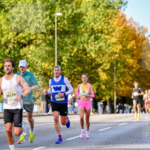 25.10.2026 - hella hamburg halbmarathon Dr. Thomas Lammeyer http://msf.ph/oto/11053576 25.10.2026 10:16:07 Kennedybrücke 35120, 36396, 38 meine-sportfotos.de