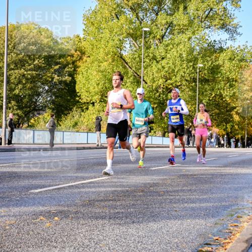 25.10.2026 - hella hamburg halbmarathon Dr. Thomas Lammeyer http://msf.ph/oto/11053588 25.10.2026 10:16:08 Kennedybrücke 34723, 36396, 38 meine-sportfotos.de