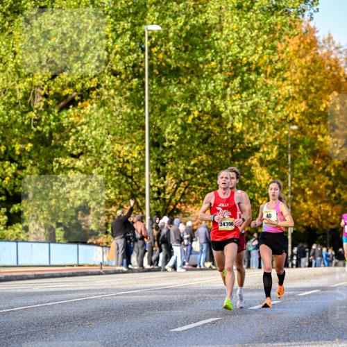 25.10.2026 - hella hamburg halbmarathon Dr. Thomas Lammeyer http://msf.ph/oto/11053657 25.10.2026 10:16:14 Kennedybrücke  meine-sportfotos.de