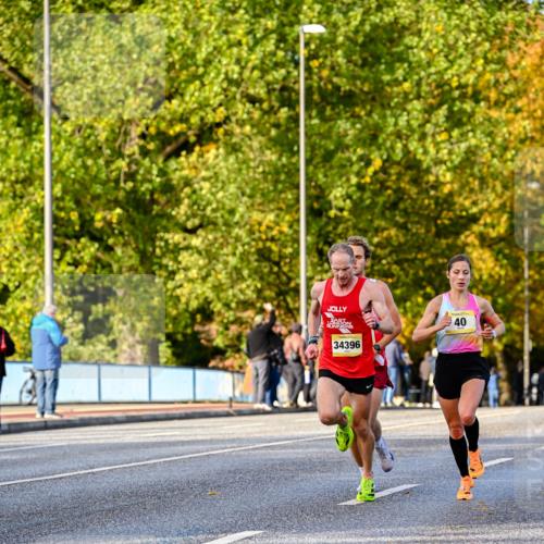 25.10.2026 - hella hamburg halbmarathon Dr. Thomas Lammeyer http://msf.ph/oto/11053674 25.10.2026 10:16:15 Kennedybrücke 34396, 40 meine-sportfotos.de