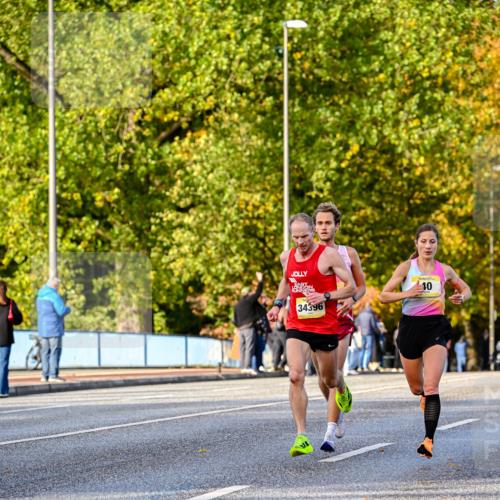 25.10.2026 - hella hamburg halbmarathon Dr. Thomas Lammeyer http://msf.ph/oto/11053675 25.10.2026 10:16:15 Kennedybrücke 34396, 10 meine-sportfotos.de