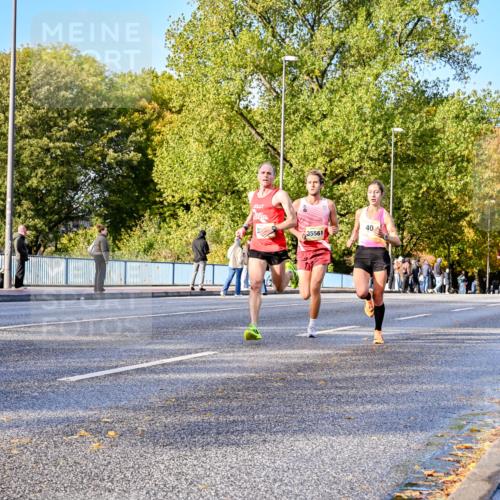 25.10.2026 - hella hamburg halbmarathon Dr. Thomas Lammeyer http://msf.ph/oto/11053694 25.10.2026 10:16:17 Kennedybrücke 35561, 40 meine-sportfotos.de
