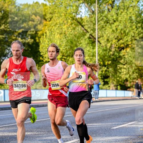 25.10.2026 - hella hamburg halbmarathon Dr. Thomas Lammeyer http://msf.ph/oto/11053705 25.10.2026 10:16:18 Kennedybrücke 34396, 0, 3556 meine-sportfotos.de