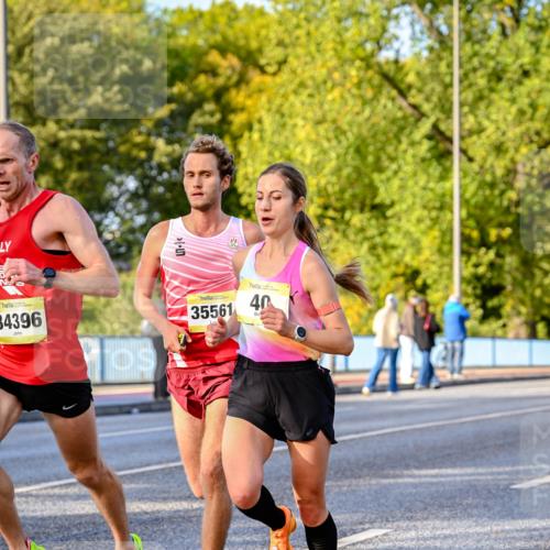 25.10.2026 - hella hamburg halbmarathon Dr. Thomas Lammeyer http://msf.ph/oto/11053710 25.10.2026 10:16:18 Kennedybrücke 34396, 35561, 40 meine-sportfotos.de