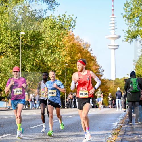 25.10.2026 - hella hamburg halbmarathon Dr. Thomas Lammeyer http://msf.ph/oto/11053734 25.10.2026 10:16:21 Kennedybrücke 11655, 35, 16361, 30965 meine-sportfotos.de