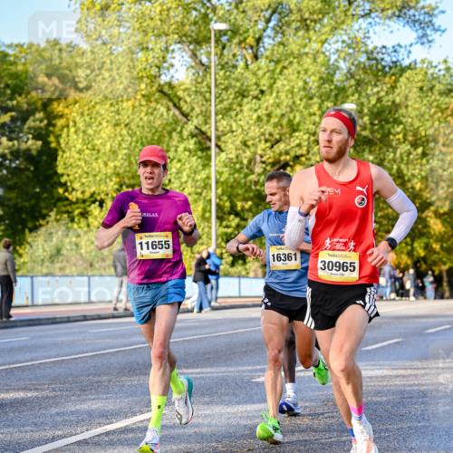 25.10.2026 - hella hamburg halbmarathon Dr. Thomas Lammeyer http://msf.ph/oto/11053752 25.10.2026 10:16:22 Kennedybrücke 11655, 0, 16361, 30965 meine-sportfotos.de