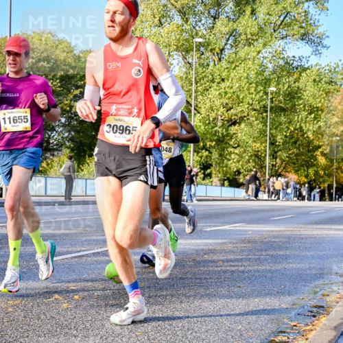 25.10.2026 - hella hamburg halbmarathon Dr. Thomas Lammeyer http://msf.ph/oto/11053764 25.10.2026 10:16:23 Kennedybrücke 11655, 30965, 048 meine-sportfotos.de