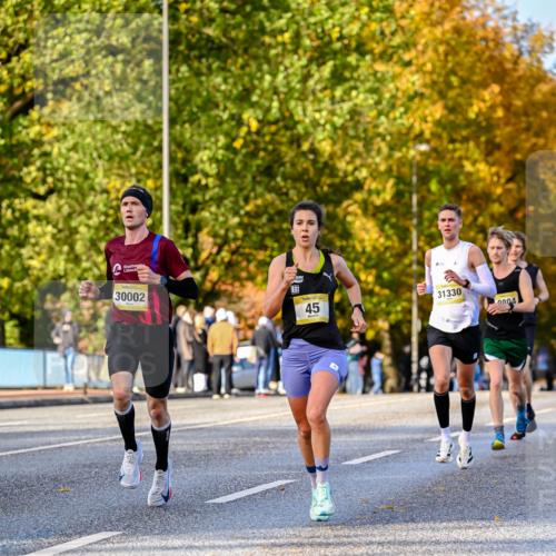 25.10.2026 - hella hamburg halbmarathon Dr. Thomas Lammeyer http://msf.ph/oto/11053862 25.10.2026 10:16:44 Kennedybrücke 30002, 45, 31330, 0804 meine-sportfotos.de